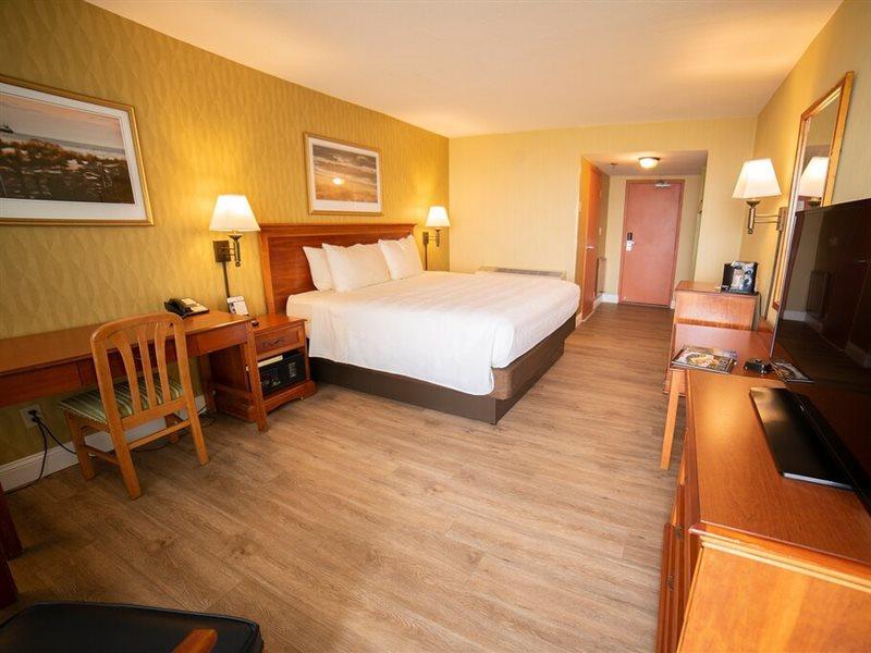 The Oceanfront - Virginia 3* Virginia Beach